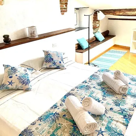Daire Cozy Loft Marina View *