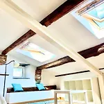 Cozy Loft Marina View 公寓