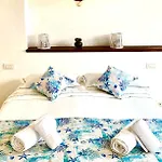 Cozy Loft Marina View 萨沃纳