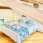 Cozy Loft Marina View *