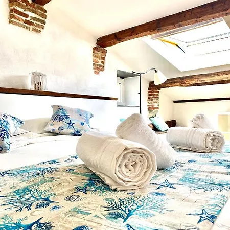 Cozy Loft Marina View Apartamento *