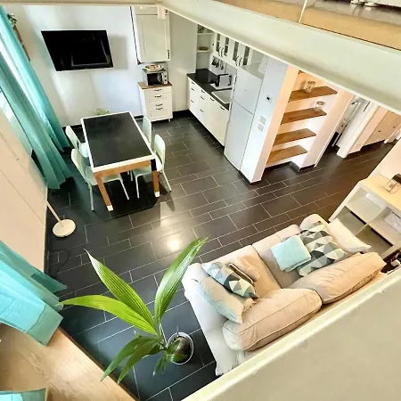 Cozy Loft Marina View 公寓 萨沃纳