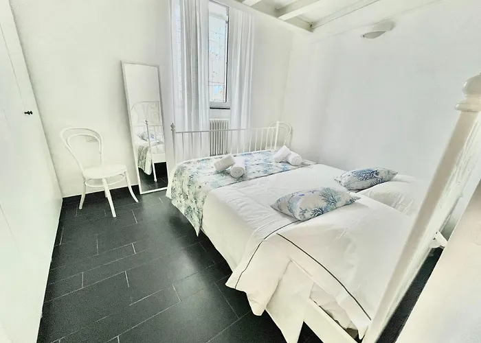 Cozy Loft Marina View Appartamento Savona