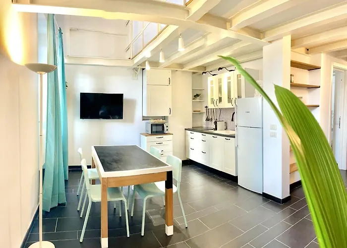 Appartamento Cozy Loft Marina View Savona